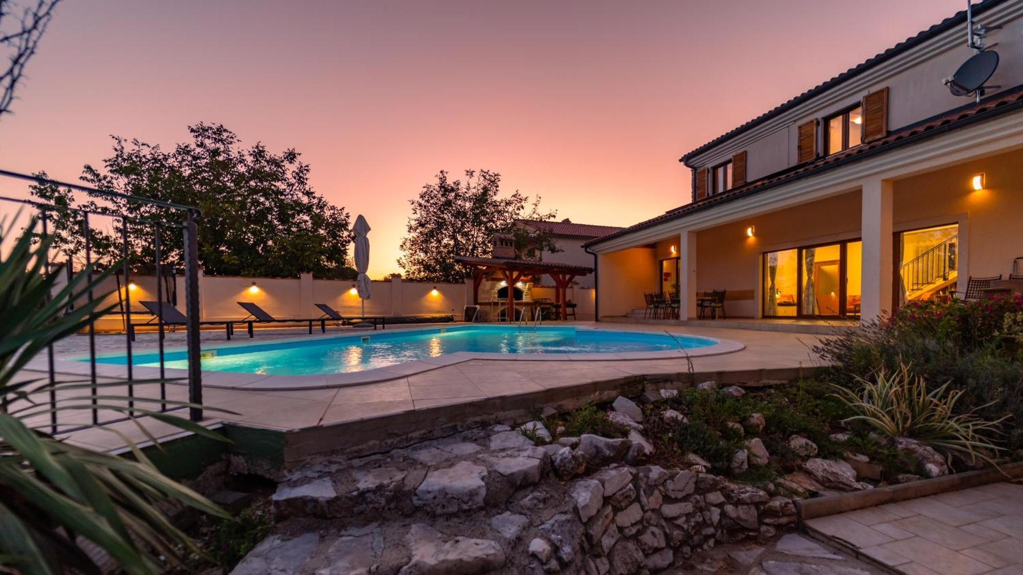 Villa Arton Heated Swimming-Pool Žminj Екстериор снимка